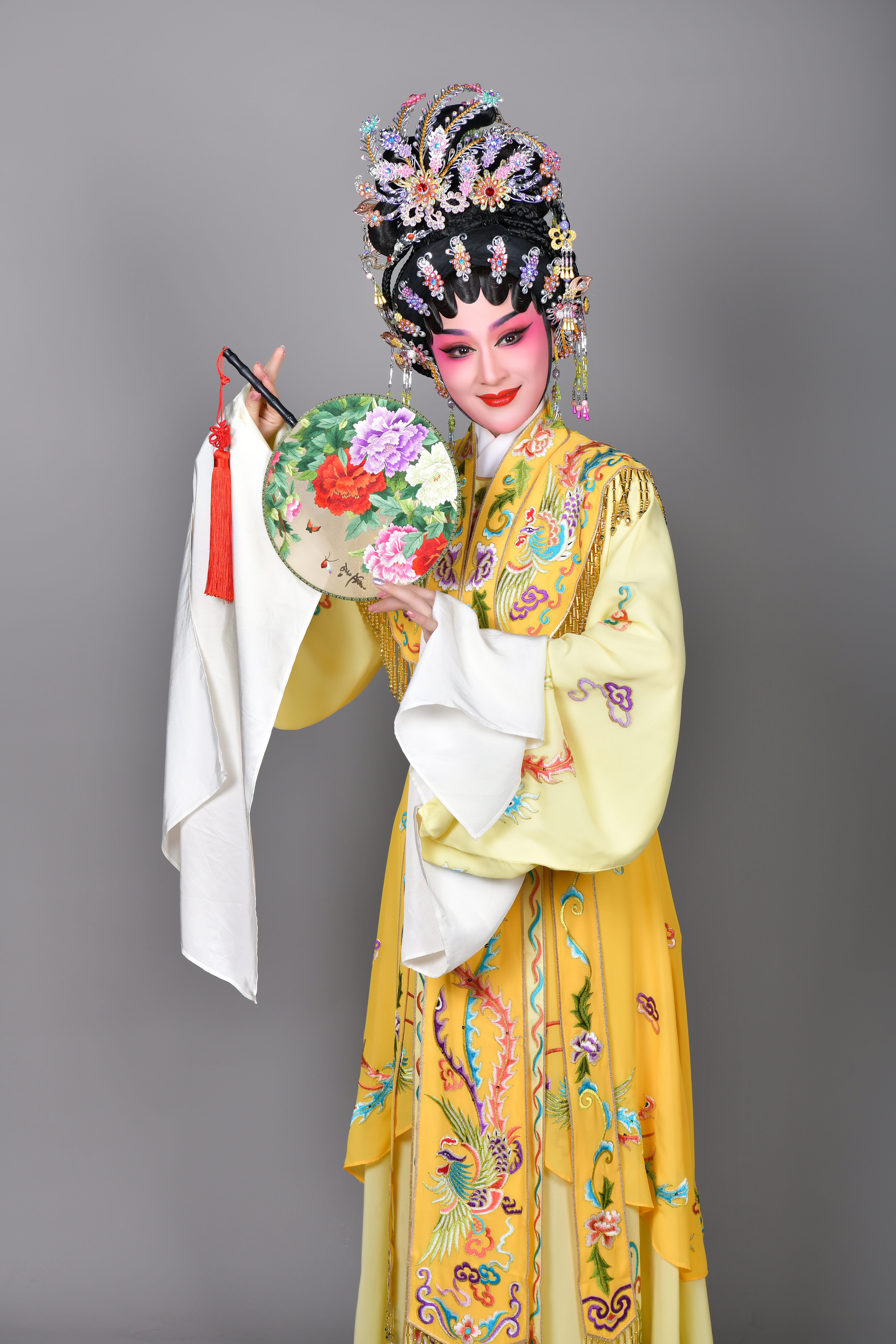 莫燕云艺术形象.jpg