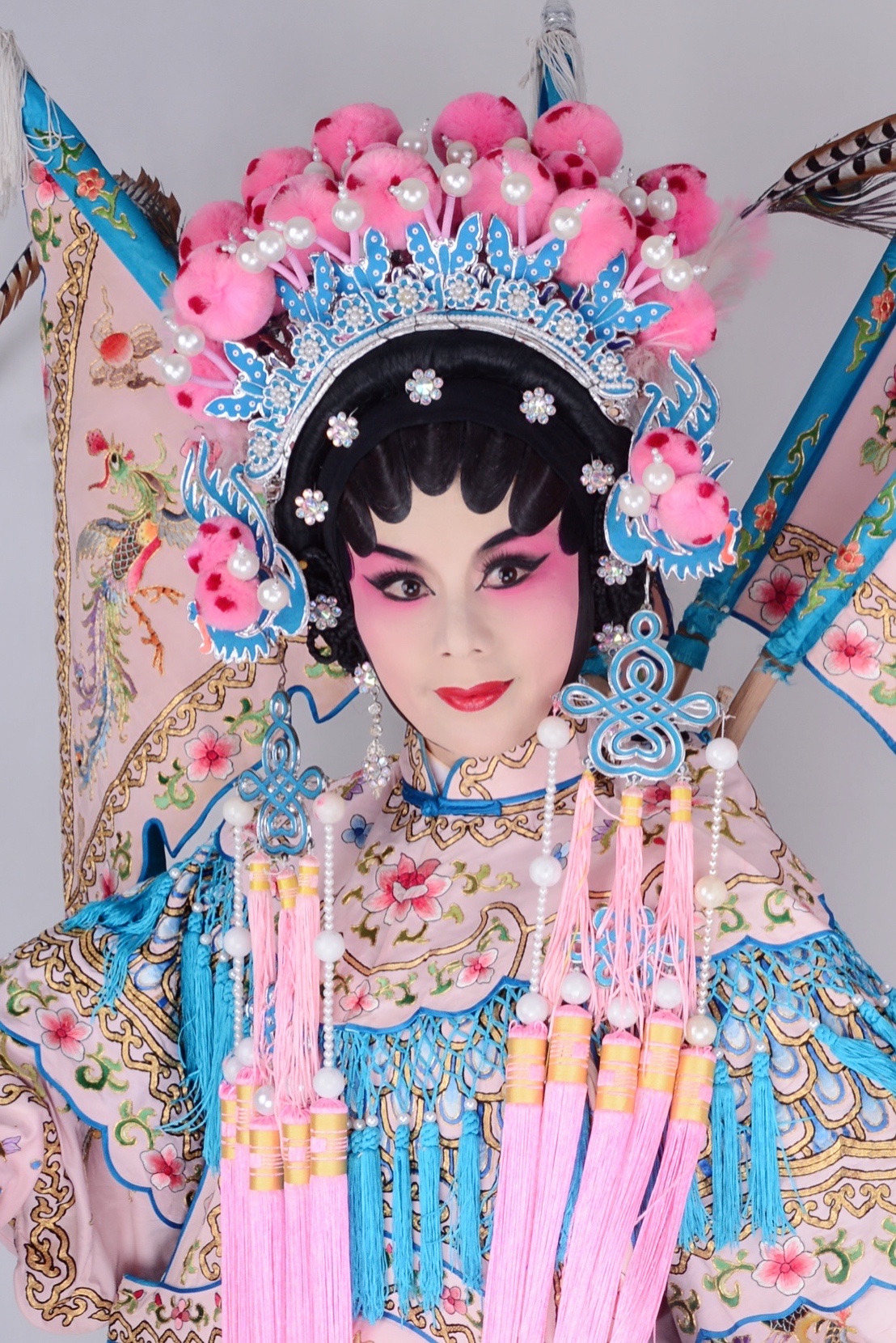 梁碧云艺术形象.jpg